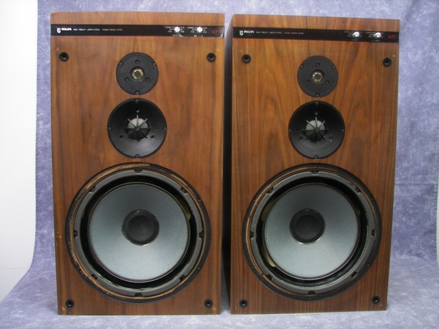 2 Philips AH477 Dynamic Three Way 8 Ohm Speakers ~ 12