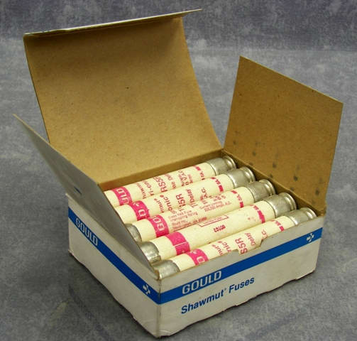 Gould Shawmut Tri onic Fuses TRS5R 600V 5A   Box of 10  